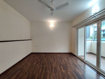 Room in 4 BHK Apartment at Vaishnavi  Orchids, Kaikondrahalli – for Rent