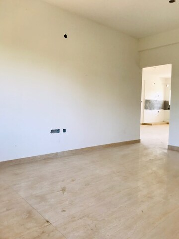 Room in 3 BHK Apartment at Alpine Heights, Doddagubbi – for Sale