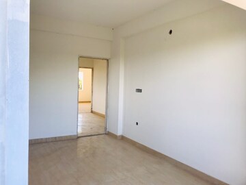 Room in 2 BHK Apartment at Alpine Heights, Doddagubbi – for Sale