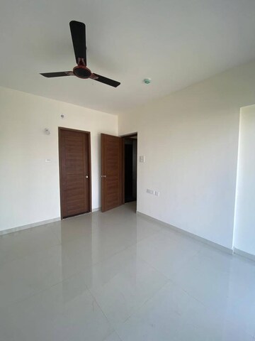 Room in 2 BHK Apartment at Rohan Silver Gracia, Ravet – for Rent
