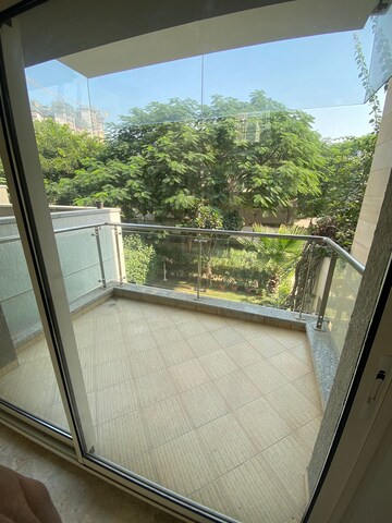 Balcony in 4 BHK Villa at Sobha International City Phase 2, Sector 109 – for Rent