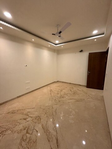 Master Bedroom in 3 BHK Builder Floor at Rajouri Garden – for Rent