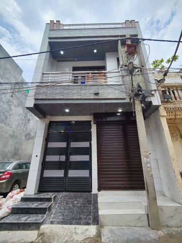 2.5 BHK Independent House – Exterior View View at Mohan Garden - for Sale