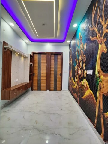 Room in 2.5 BHK Independent House at Mohan Garden – for Sale