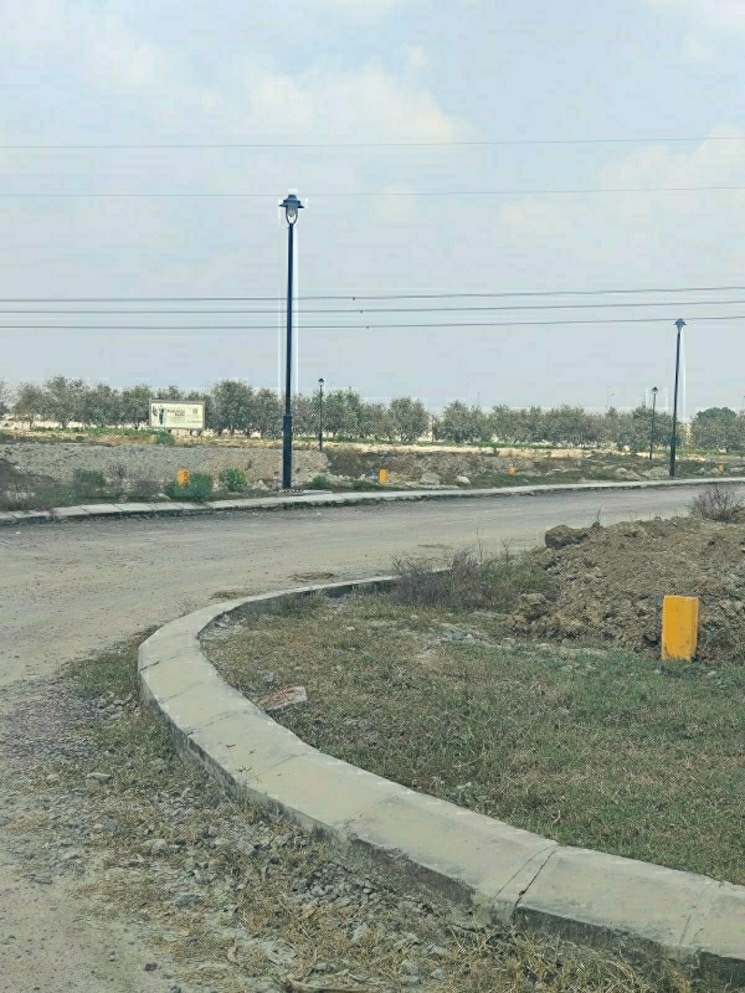 undefined, omaxe-metro-city  2700 Sq.Ft. Plot In Kalli Paschim Lucknow 7887437