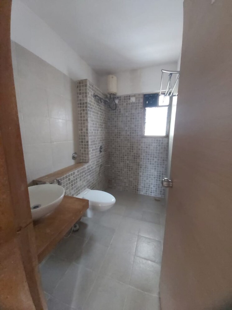 Bathroom, pride-aashiyana 3 Bedroom 1460 Sq.Ft. Apartment In Dhanori Pune 7887471