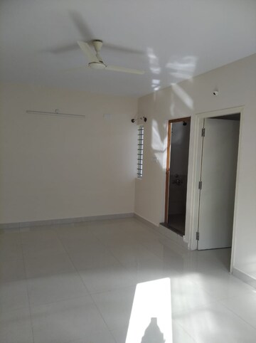Room in 2 BHK Builder Floor at Hsr Layout – for Rent