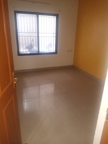 Room in 3 BHK Apartment at Kasturi Nagar – for Sale