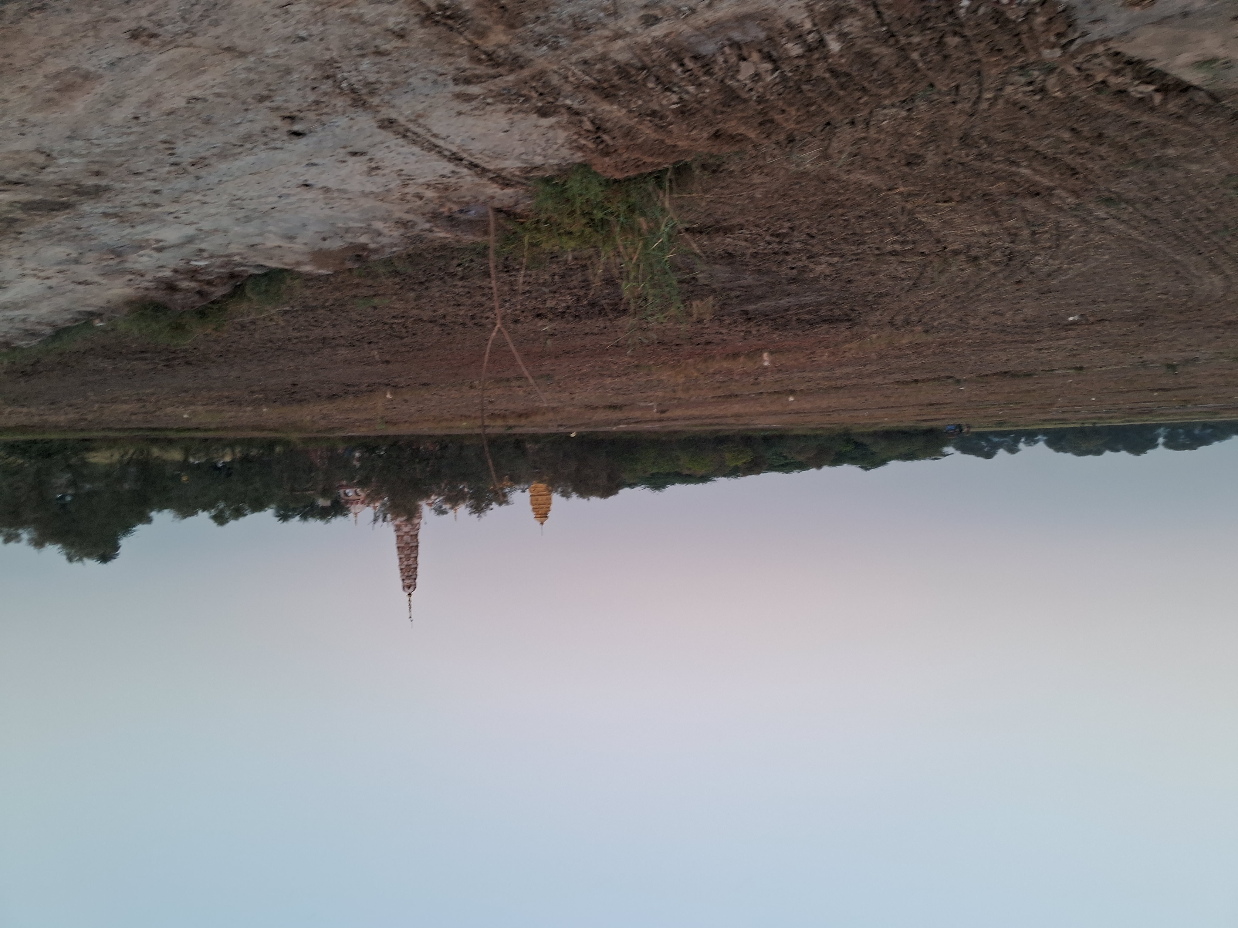 Plot For Sale in Bhondsi