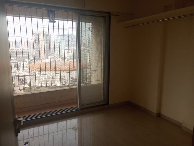 Resale 2.5 Bedroom 1200 Sq.ft. Apartment In Neelsidhi Amarante 