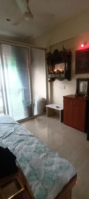 Master Bedroom in 3 BHK Apartment at VKG Amazon, Andheri East – for Rent
