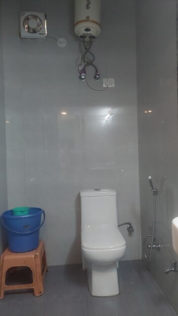 Bathroom in 1.5 BHK Apartment at Adchini – for Rent