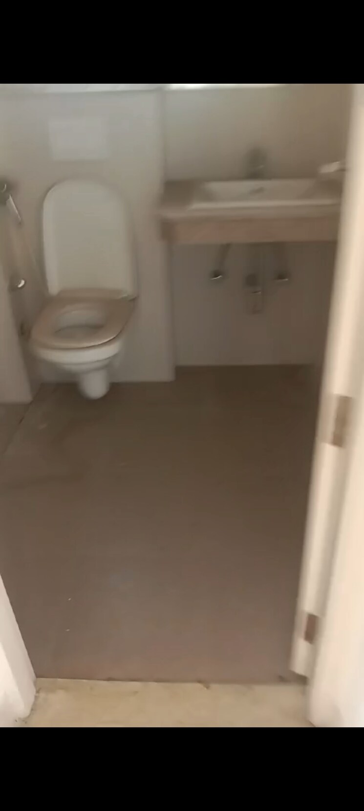 Bathroom, conscient-heritage-max 3.5 Bedroom 2142 Sq.Ft. Apartment In Sector 102 Gurgaon 7887722