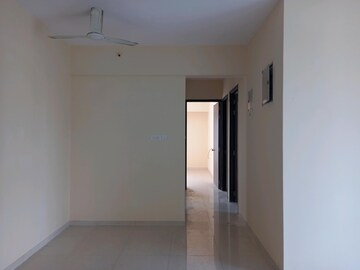 Room in 3 BHK Apartment at Vasant Fiona, Pokhran Road No 2 – for Rent