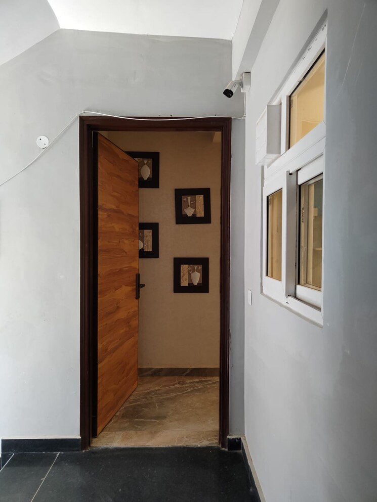 Room, patiala road 3 Bedroom 990 Sq.Ft. Builder Floor In Patiala Road Zirakpur 7887770