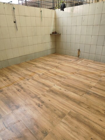 Room in 3 BHK Builder Floor at Sector 23 – for Rent
