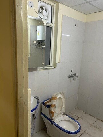 Bathroom in 2 BHK Apartment at Pyramid Heights, Sector 85 – for Rent