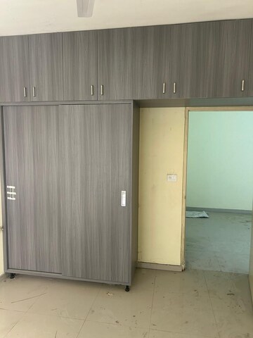 Room in 2 BHK Apartment at Pyramid Heights, Sector 85 – for Rent
