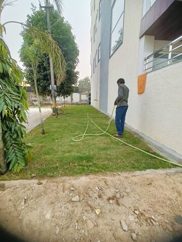 3 BHK Builder Floor – Garden View at Sector 51 - for Sale