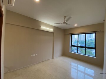 Master Bedroom in 2 BHK Apartment at Shapoorji Pallonji Vicinia, Powai – for Sale
