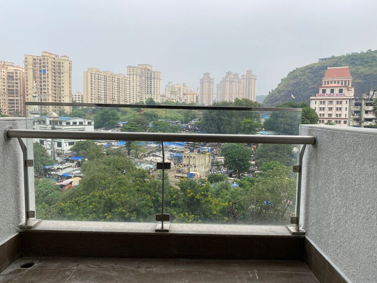 Balcony, shapoorji-pallonji-vicinia 2 Bedroom 888 Sq.Ft. Apartment In Powai Mumbai 7888002