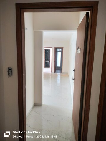Room in 1 BHK Apartment at Kumar Urban Kubera Colony, Kondhwa – for Sale