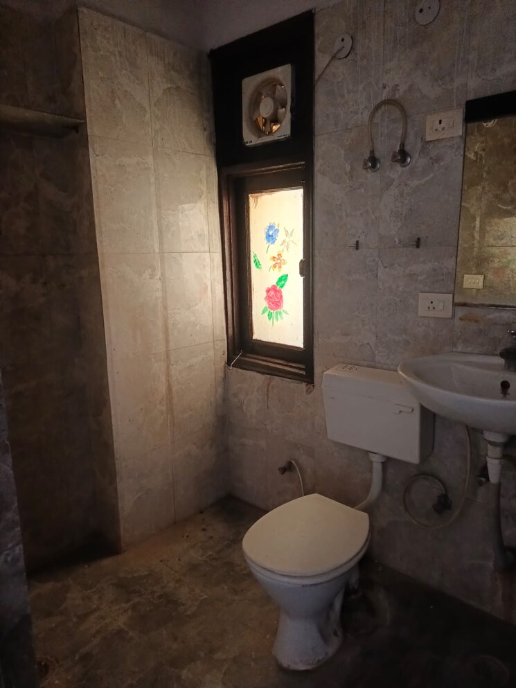 Bathroom, techman-moti-residency 2.5 Bedroom 1065 Sq.Ft. Apartment In Raj Nagar Extension Ghaziabad 7888064