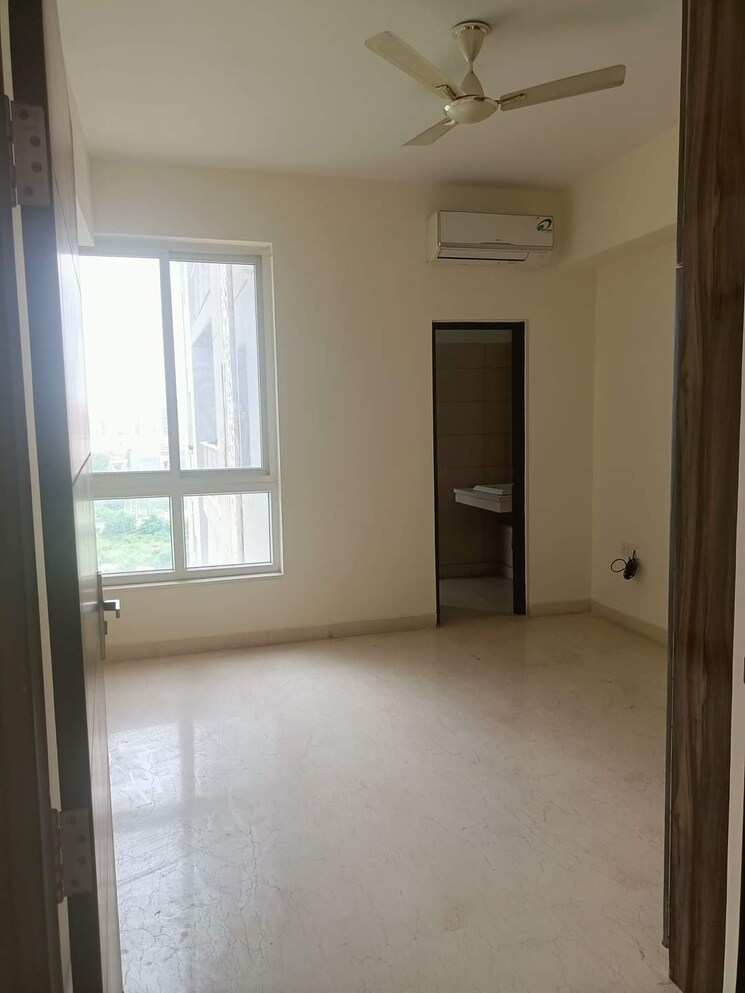 Room, puri-diplomatic-greens-phase-i 4 Bedroom 2950 Sq.Ft. Apartment In Sector 111 Gurgaon 7888099