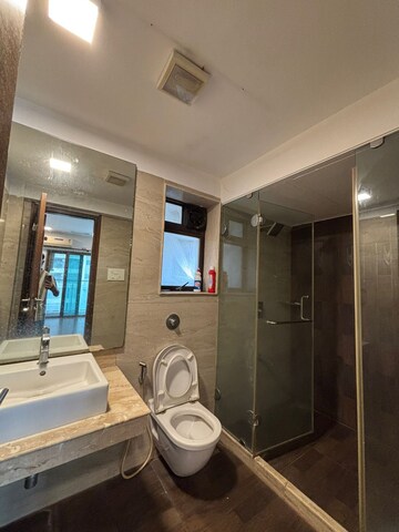 Bathroom in 3 BHK Apartment at K Raheja Vistas, Andheri East – for Sale