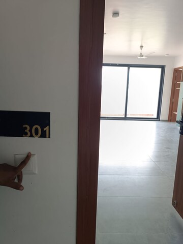 Room in 3 BHK Apartment at Hennur Bande – for Sale