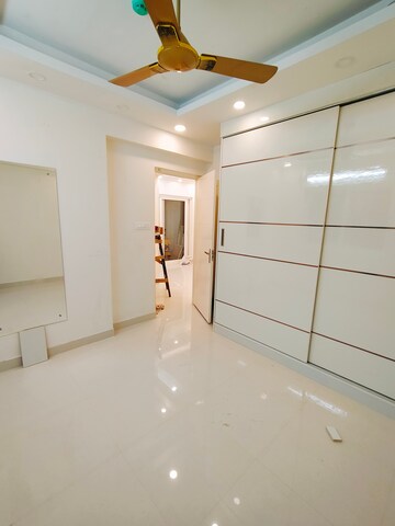 Room in 2 BHK Apartment at Candeur Signature, Varthur – for Rent
