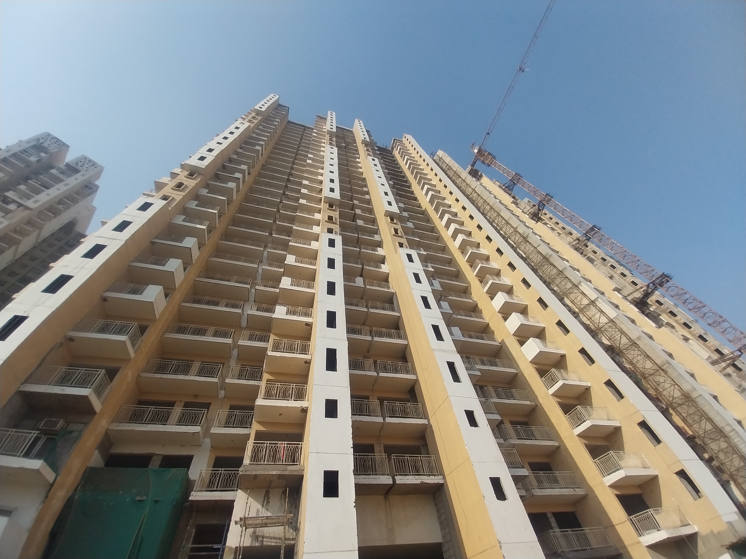 3 BHK Apartment For Sale in Mahagun Mywoods III