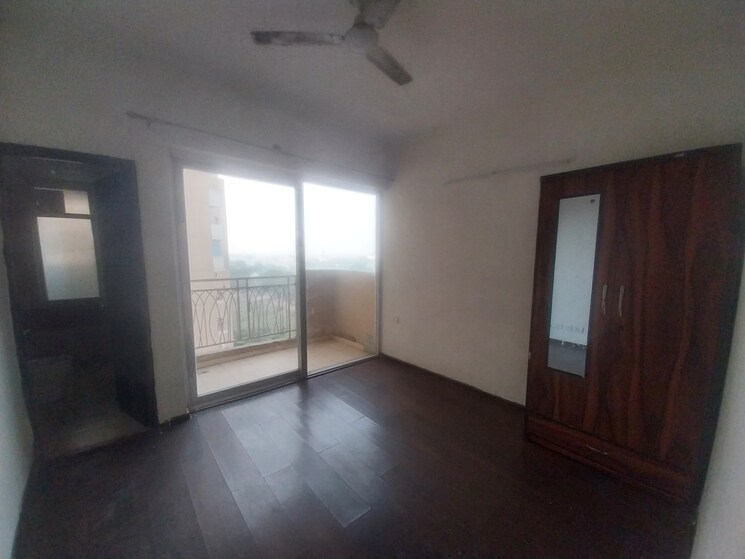 Room, mahagun-mywoods-iii 2 Bedroom 1000 Sq.Ft. Apartment In Sector 16c Greater Noida Greater Noida 7888182