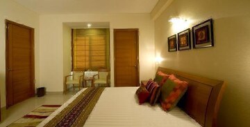 Bedroom in 6+ BHK Independent House at RWA Apartments Sector 71, Sector 71 – for Sale