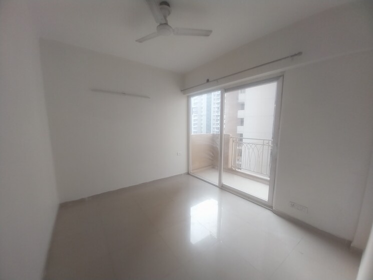 Room, mahagun-mywoods-iii 2 Bedroom 1000 Sq.Ft. Apartment In Sector 16c Greater Noida Greater Noida 7888182