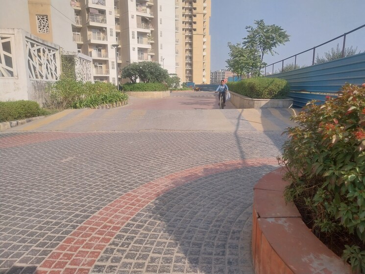 Exterior View, mahagun-mywoods-iii 2 Bedroom 1000 Sq.Ft. Apartment In Sector 16c Greater Noida Greater Noida 7888182