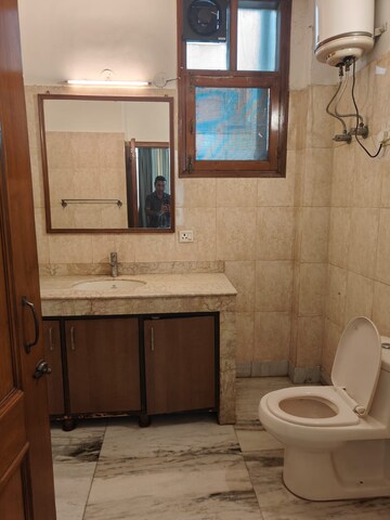 Bathroom in 3 BHK Builder Floor at Palam Vihar Residents Association, Palam Vihar – for Rent