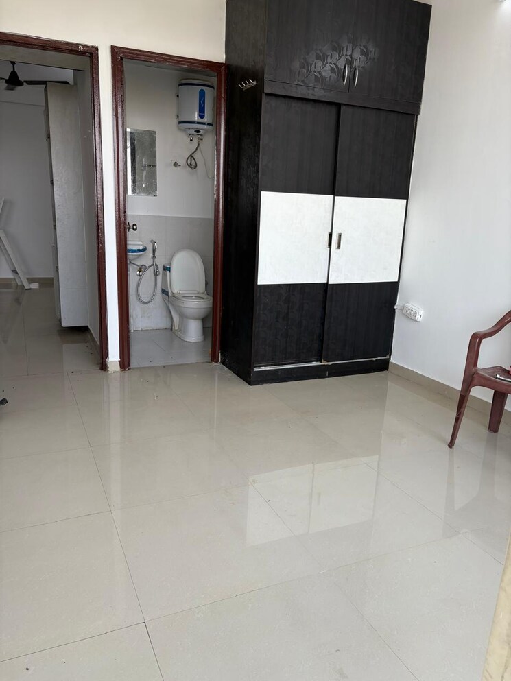 Attached Bathroom, pyramid-urban-homes 2 Bedroom 625 Sq.Ft. Apartment In Sector 70a Gurgaon 7888214