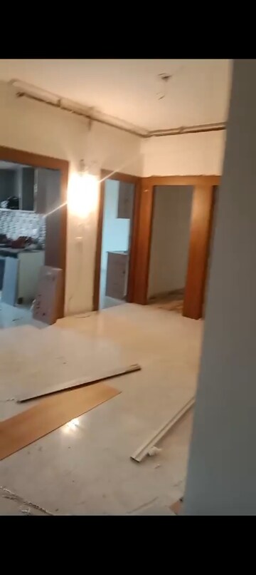 Bedroom in 4 BHK Apartment at VVIP Mangal, Raj Nagar Extension – for Rent