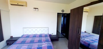 Master Bedroom in 2 BHK Apartment at Kumar Kruti, Kalyani Nagar – for Rent