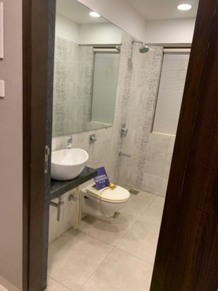 Bathroom, mira road 2 Bedroom 650 Sq.Ft. Apartment In Mira Road Thane 7888298