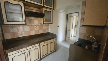 Kitchen in 1.5 BHK Apartment at Mount Kailash Apartments Dalal Estate, Kamathipura – for Sale