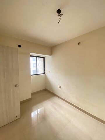 Room in 1 BHK Apartment at Lodha Palava Orchid M N O, Dombivli West – for Rent