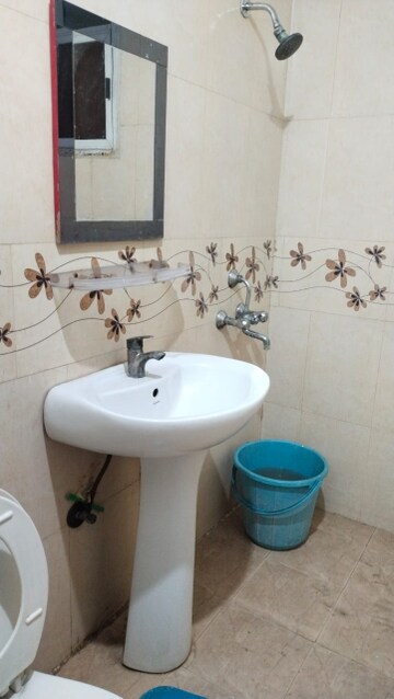 Bathroom in 3 BHK Apartment at Mahagun Moderne, Sector 78 – for Rent