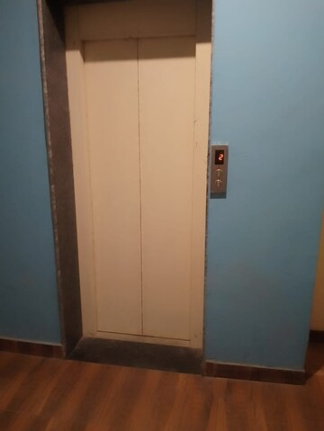 Building Lobby in 1 BHK Builder Floor at Sector 51 – for Rent