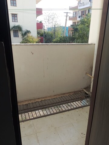 Balcony in 1 BHK Builder Floor at Sector 51 – for Rent