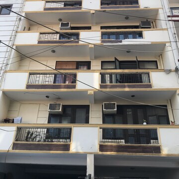2 BHK Builder Floor For Rent in Paryavaran Complex