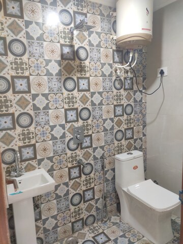 Bathroom in 2 BHK Builder Floor at Khirki Extension – for Rent