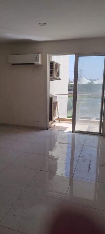 Bathroom in 3 BHK Apartment at Experion The Heart Song, Sector 108 – for Sale