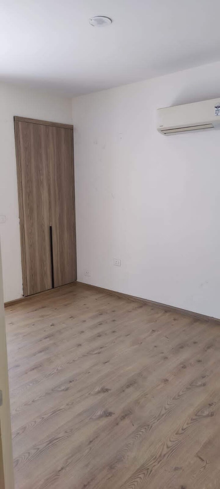 Master Bedroom, experion-the-heart-song 3 Bedroom 1758 Sq.Ft. Apartment In Sector 108 Gurgaon 7888424